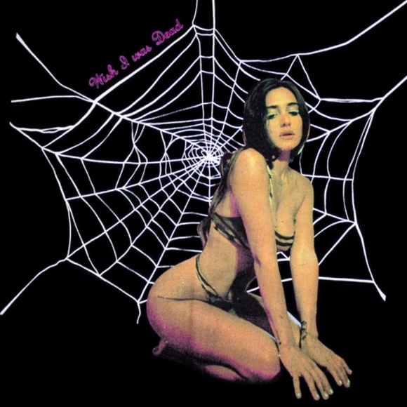 Meet your Posher, Océane - Picture 1 of 1